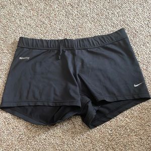 Black Nike shorts